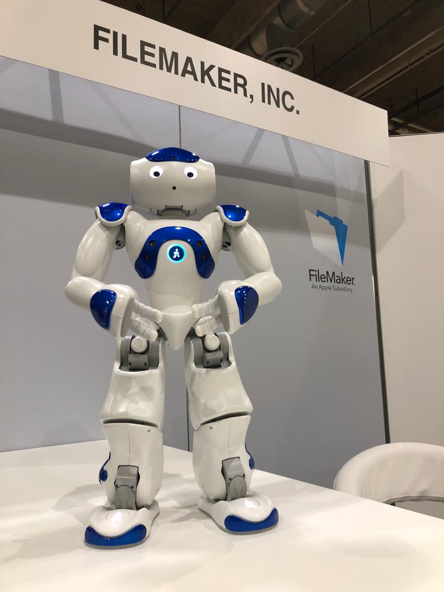 fundalogic's tweet image. Everyone loved seeing Pilot 🤖 #FileMakerDevCon18