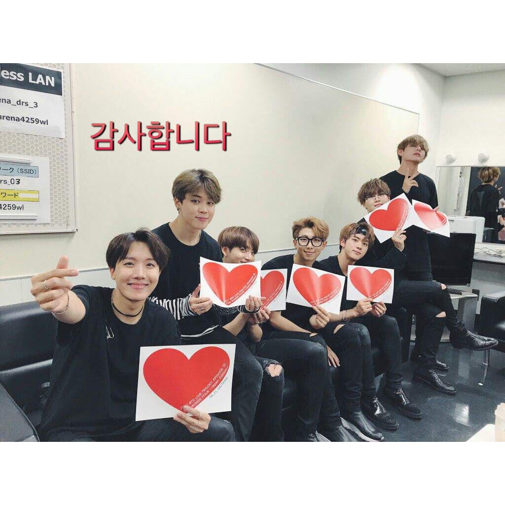 TJJzCIdMzXsNxGd's tweet image. ㊗️🎉100フォロワー！！！！！

まだTwitterはじめて１日なのに…
ありがとうございます😭!!

#armyさんと猛烈に絡みたい 
#armyと繋がりたい 
#armyいいねしてくれた人フォロー 
#armyさんと強烈に絡みたいのでRTしてくれた方フォローします