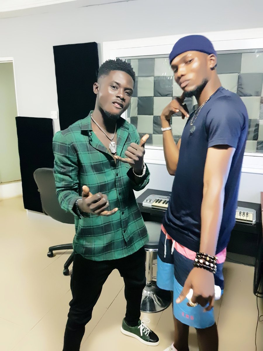 KuamiEugene's tweet photo. Welcome To Ghana My Gee Victor AD.
Thanx for the Visit Bro. 
#IfWeNoMakeMoney Then #WetinWeGain https://t.co/1UZxaBmRAV