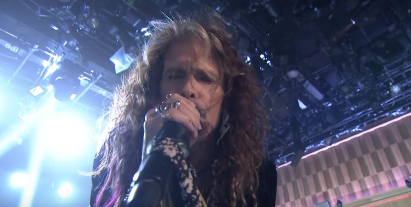 RockTotalweb's tweet photo. El jueves #Aerosmith pasó por el programa de Jimmy Fallon interpretando "Mama kin" y "Big ten inch record" que os dejamos en vídeo. Además, también su directo en Rockefeller de Nueva York con "Love in an elevator". https://t.co/EDPMLhDLpi #FelizLunes https://t.co/AA3jGTTjtR