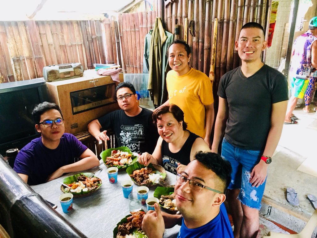 herbutterfly's tweet photo. When i thought itโs all over.. #postanniversarycelebration with family & close friends ๐๐๐ #NE #bukid #nativelechon https://t.co/o0PJcgTVZ3