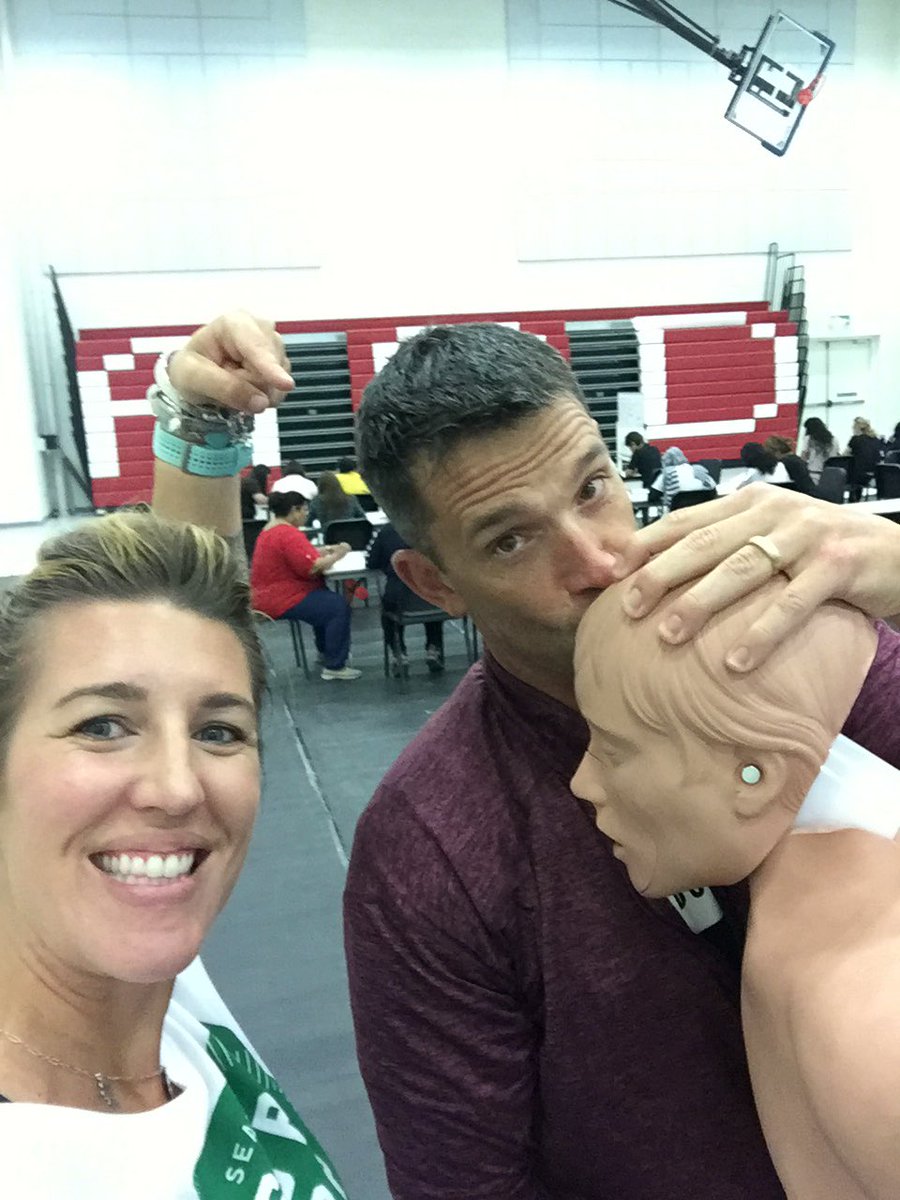 Colleen Knoflick tweet media