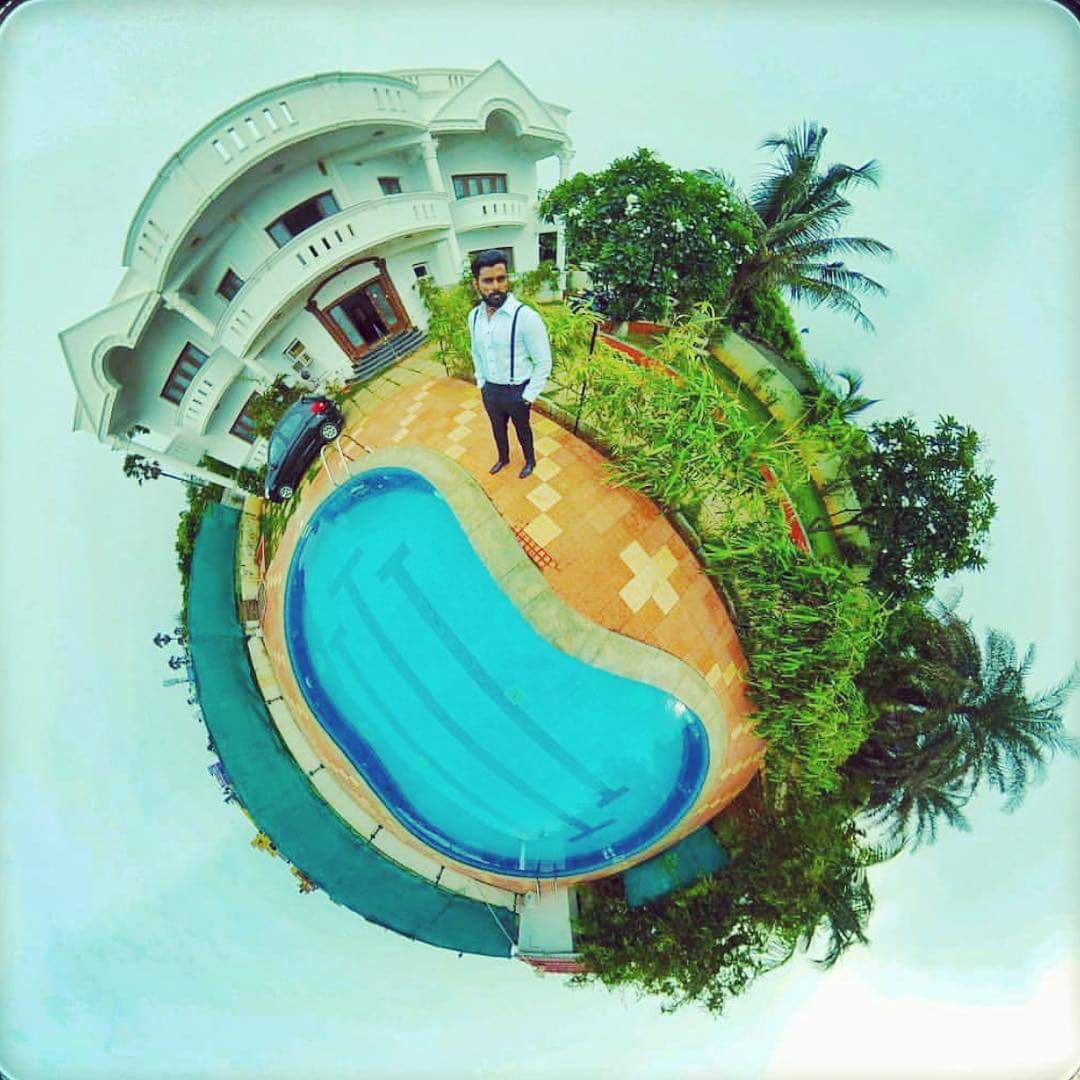 AshwinJerome's tweet photo. “Stand tall ,even if that means standing alone “.
#fotografia #mensfashion #photoshoot #beardmen #360photography #tinyplanet #360view #360virtual #nopainnogain #inspire #nevergiveup #mensstyle #suspenders #beachhouse #swag https://t.co/7PFLVhnUbV