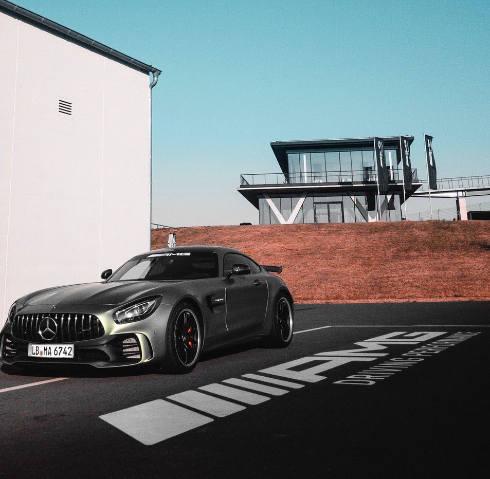 MercedesAMG's tweet photo. The #MercedesAMG GT R was recently sighted at the Blister Berg race track by our own race driver @janseyffarth!

[Csn: 12.4 l/100km | CO2: 284 g/km] https://t.co/IeyQNKYxcf