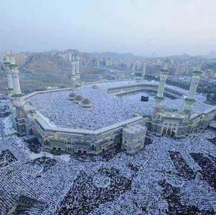 QasimOfficiall's tweet photo. Yahan prh me pighal gaya ❤😍 
#HajjMubarak https://t.co/lLuMjWrJQW