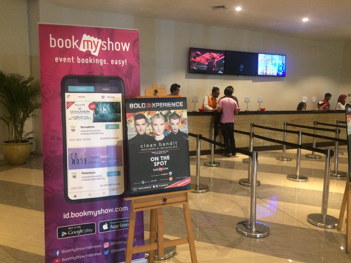 BookMyShowID's tweet photo. Penukaran tiket konser Clean Bandit sudah dibuka di The Kasablanka Hall lantai 3. Kamu juga bisa beli tiket konsernya on the spot. #CleanBanditJKT https://t.co/DS1sevntkW