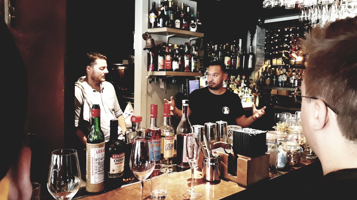 ABVMedia's tweet photo. Preach it G!... @Luxardo Brand Ambassador @MisterGFranklin edutaining the crowd @PlottingParlour, Brighton. "Hey G - What's your fave product, mate?" https://t.co/K8GfupXtco