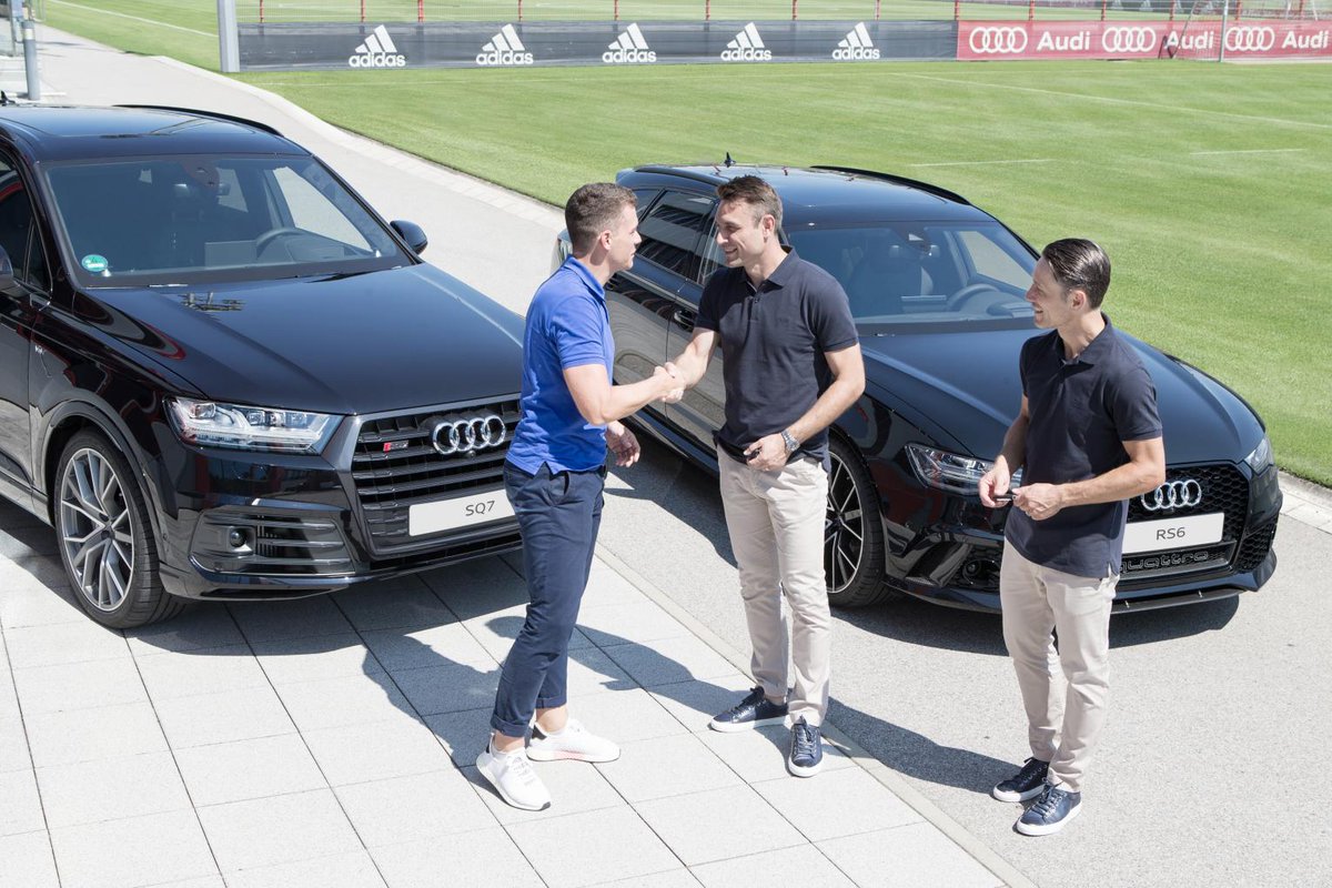 Fc Bayern English Niko And Robert Kovac Pick Up Their Company Cars From Fcbayern S Official Automotive Partner Audi Miasanmia
