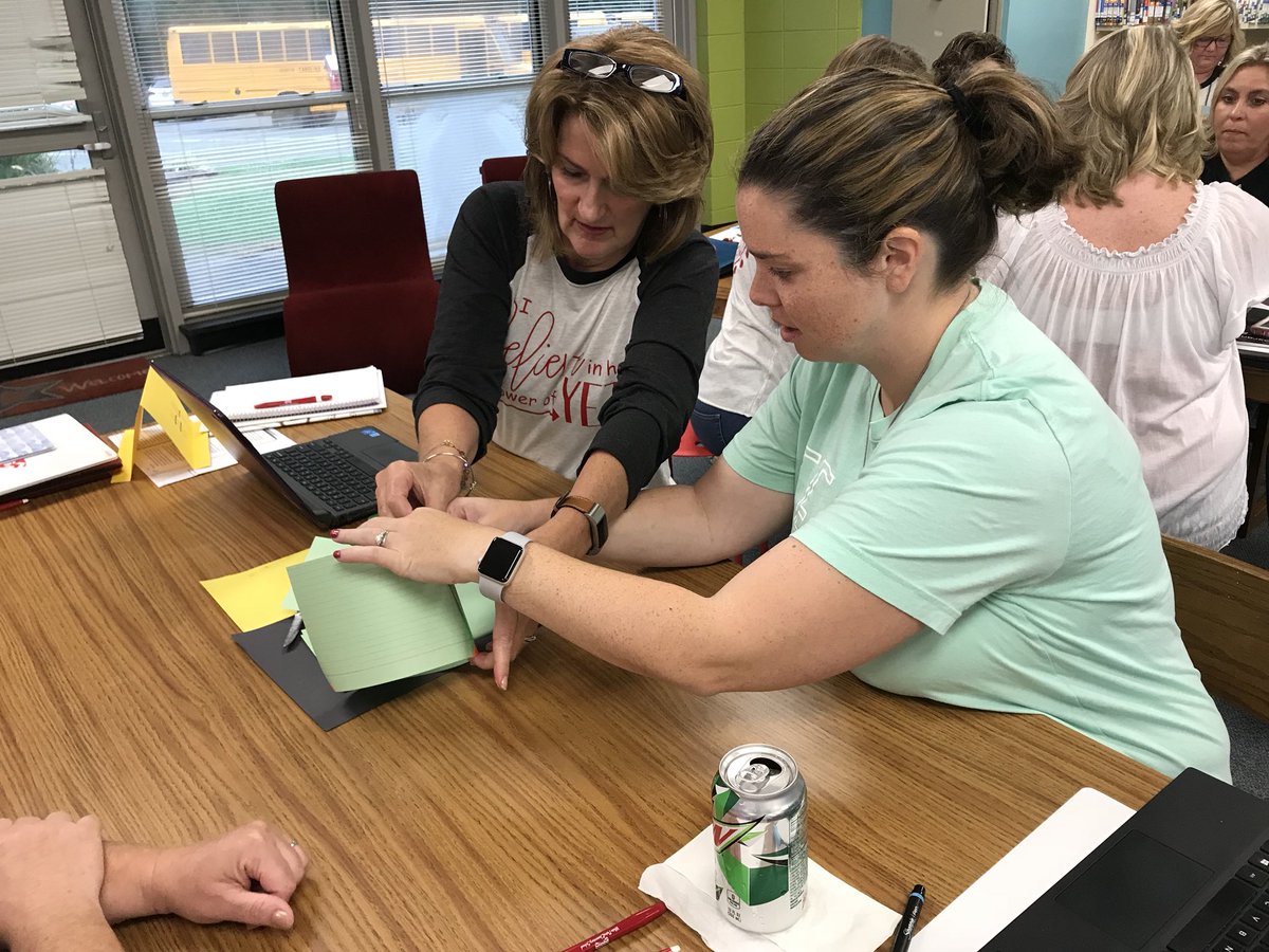kellywaters80's tweet photo. WPES believes in #thepowerofyet!
#growthmindset
#thedot https://t.co/Jn4glJIo0y