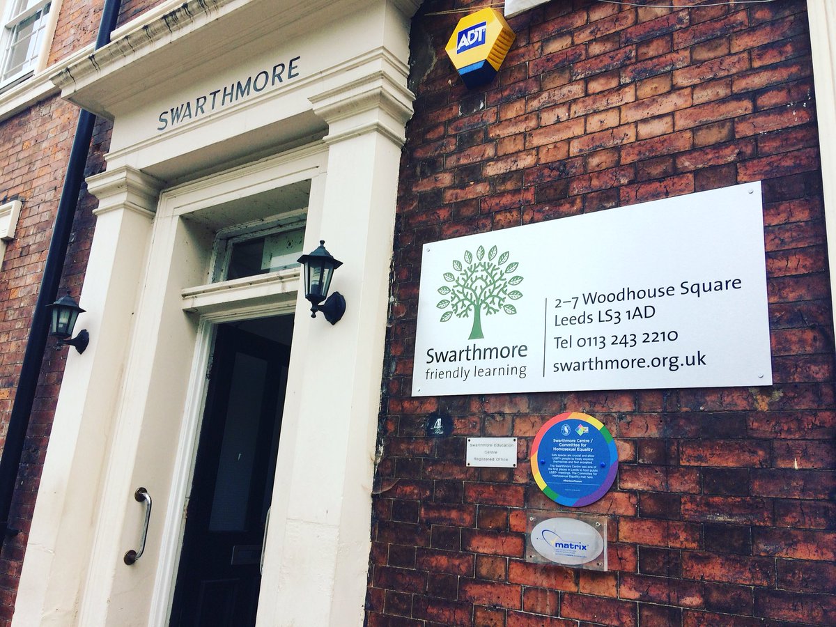 SwarthmoreLeeds's tweet photo. Our shiny new sign is finally up! #logo #swarthmoreeducation #friendlylearning https://t.co/JqIFj84I20