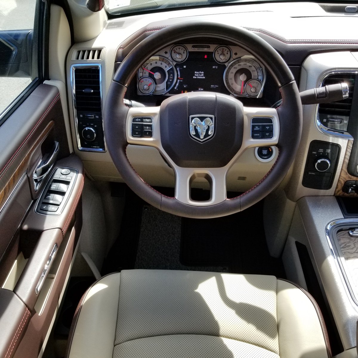 macdchrysler's tweet photo. 2018 Ram 3500 Longhorn Special Edition Crew Cab 4X4 in Brilliant Black Crystal Pearl with the 6.7L Cummins I-6 Turbo Diesel &amp; 6-Speed Automatic, Leather Vented Bucket Seats, Longhorn Special Edition Package, Uconnect 4C and Rear Auto-Leveling Air Suspension. #RamTrucks https://t.co/LpkZQd1hBB