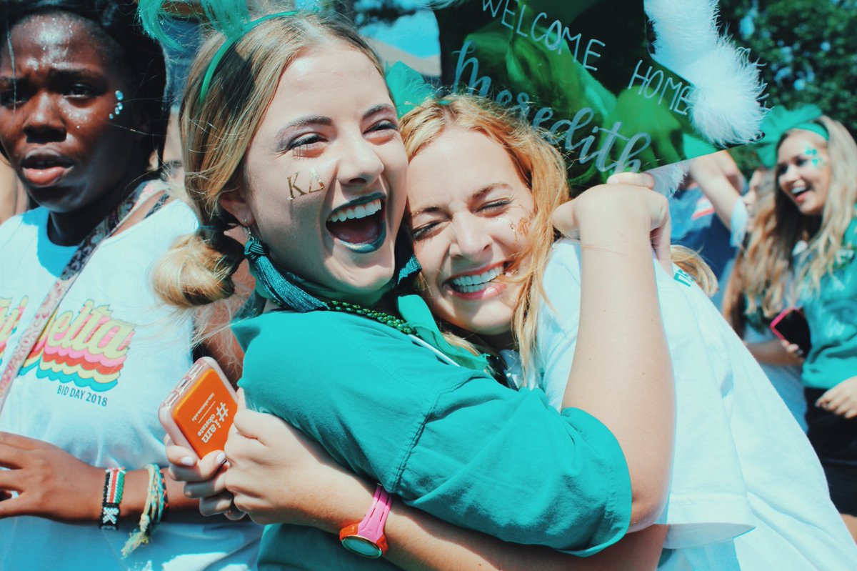 alliereddout's tweet photo. Still not over bid day 🤩 https://t.co/7yHV6xRphG