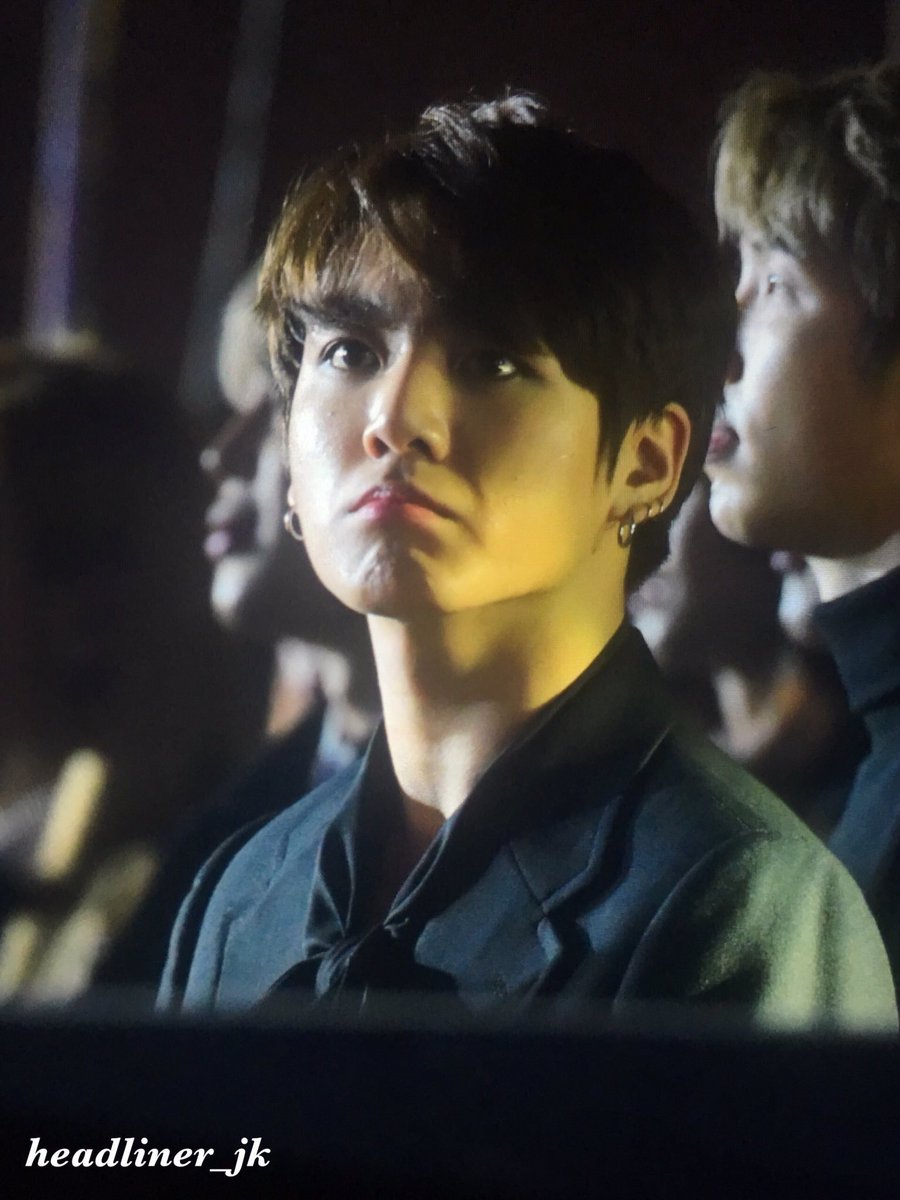 LQ_KOOK's tweet photo. 힝정국 https://t.co/ptmBqvTrEH
