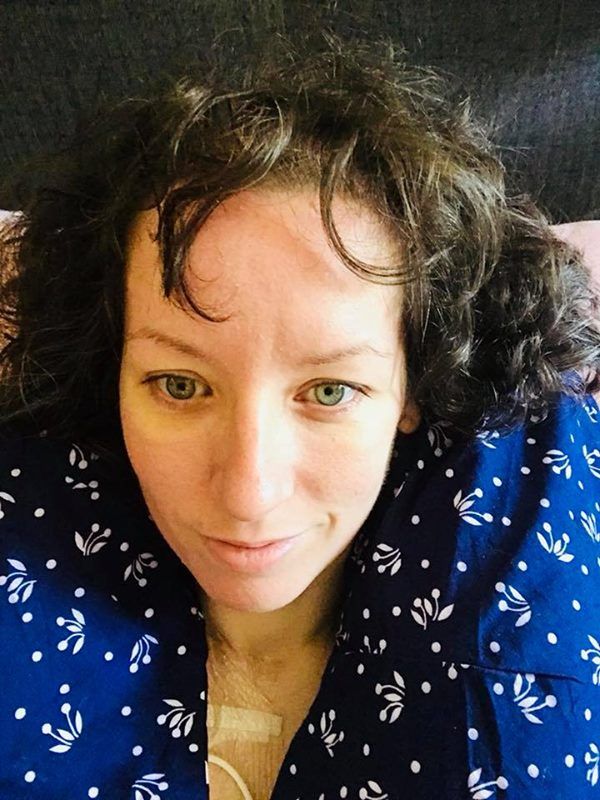 carriesfund's tweet photo. **CARRIE’S SPONSORED HEAD SHAVE** Carrie is going to shave her head to raise money for her surgery!  You can sponsor Carrie &amp; hear the full story at https://t.co/UGEmnqZF7y. Or donate directly to #carriesfund here https://t.co/UGEmnqZF7y https://t.co/EDZiCcoe8j