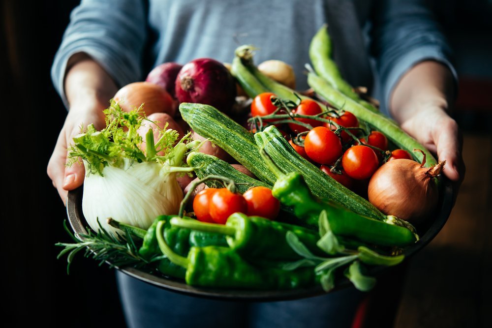 TCMWorld's tweet photo. Why is #food considered #medicine? Food is sunlight; it is water and earth in condensed form. #TCM uses #herbs & #food to support #healing. Learn more about the energetic properties of #food. https://t.co/WXymgGxk7I #kitchenpharmacy #DragonsWay https://t.co/GgPqmYIjSv