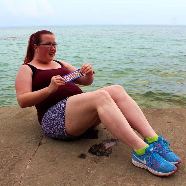 #crunch away the #lbs and #workhard for your #goals | Day 20: crunch | #PADCardiganJezebel #Augustphotoaday @CardiganJezebel #gethealthy #healthyliving #weightlossjourney #workout @nestle @forterie ift.tt/2OLYfnV