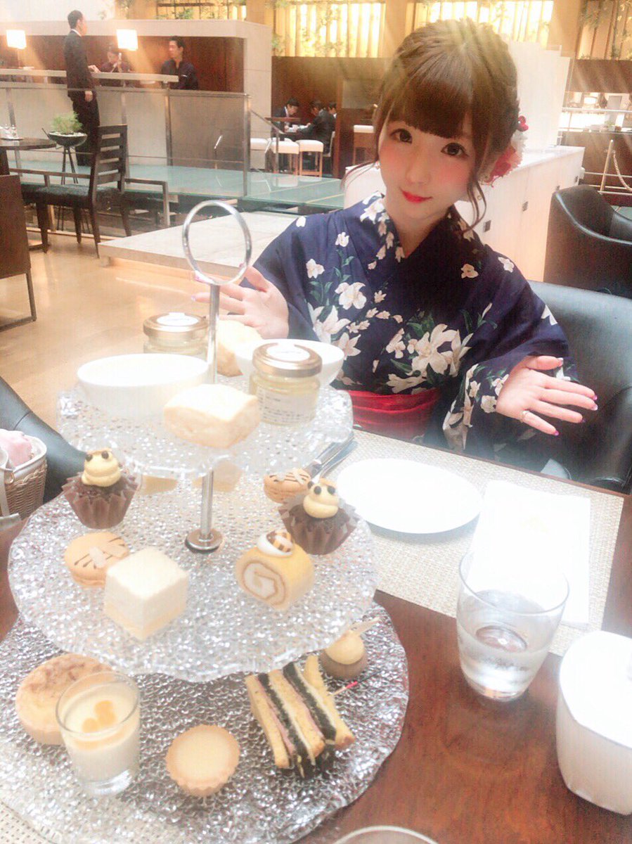 kizuna530's tweet photo. 今日はハニーとハニーアフタヌーンティしてきた😍可愛いくて美味しかったです😍😍😍 https://t.co/K4tGMQw3K7