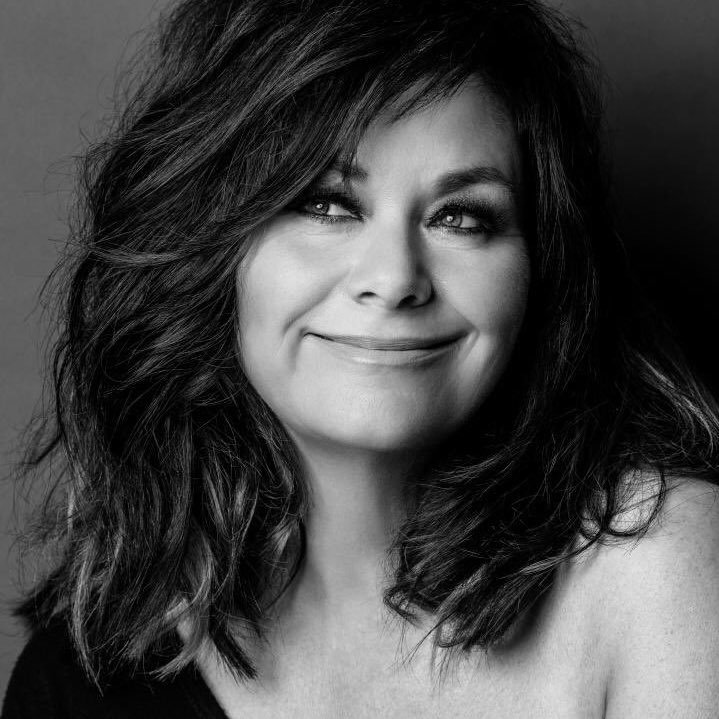 Wow, this profile pic of <a href="/Dawn_French/">Dawn French 💙🔴🏳️‍🌈🇺🇦🇵🇸</a> is just beautiful!