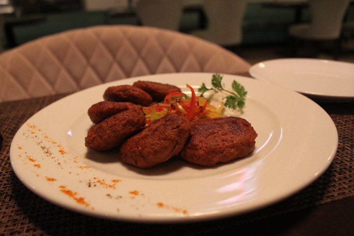 bay15cabanas's tweet photo. Here's a glimpse of some of the dishes at our ongoing Lucknowi Food Festival. Drop in, it goes on till the 26th of August.
...
#bay15 #Goa #Lucknowifood #Foodfestival #NorthIndian #Kebabs #Tikkas #Foodies #SunsetVibes #Restaurant #DineByTheBay #HarbourGrill #livemusic https://t.co/0LShr3H9w1