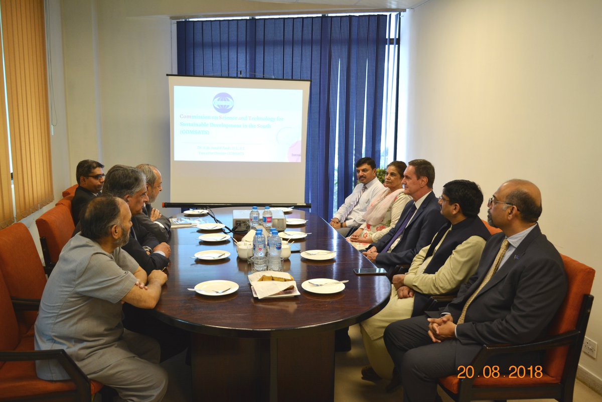 COMSATS_en's tweet photo. Matters of mutual interest discussed with H.E. Mr. Piotr A. Opalinski, Ambassador of Republic of #Poland to Pakistan, during his visit to @COMSATS_en Secretariat Islamabad today. Apart from ED COMSATS, @DrJunaidZaidi, senior officials of the Secretariat attended the meeting. https://t.co/o1JVJLJz04