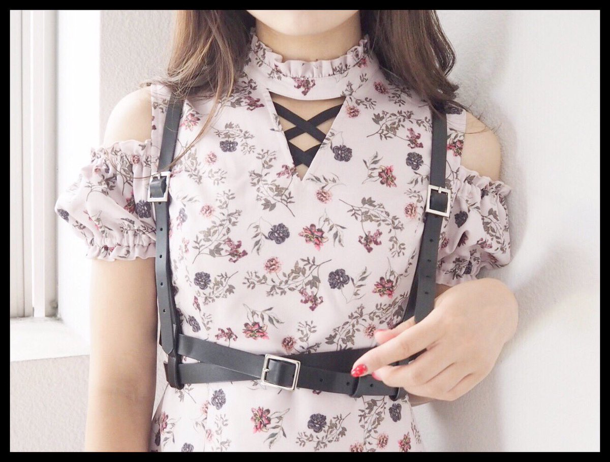 Eatme Shop Info 先週の人気アイテムranking 1位 Wプリーツ開襟コンビワンピース 2位 フリルベルトタイトスカート 3位 クロスハーネスベルト 店舗通販もございます 03 3486 5128 T Co Mu9byng9mg Line T Co