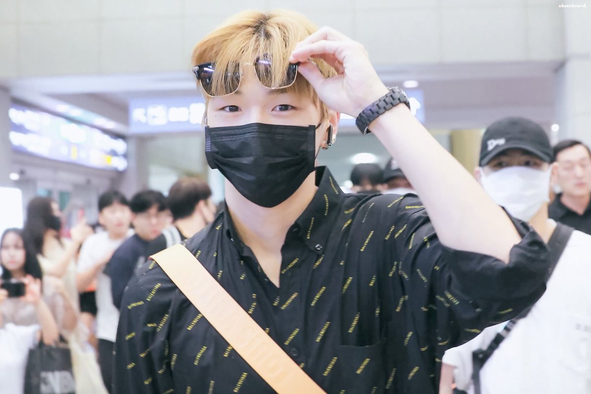 kang daniel pics tweet media