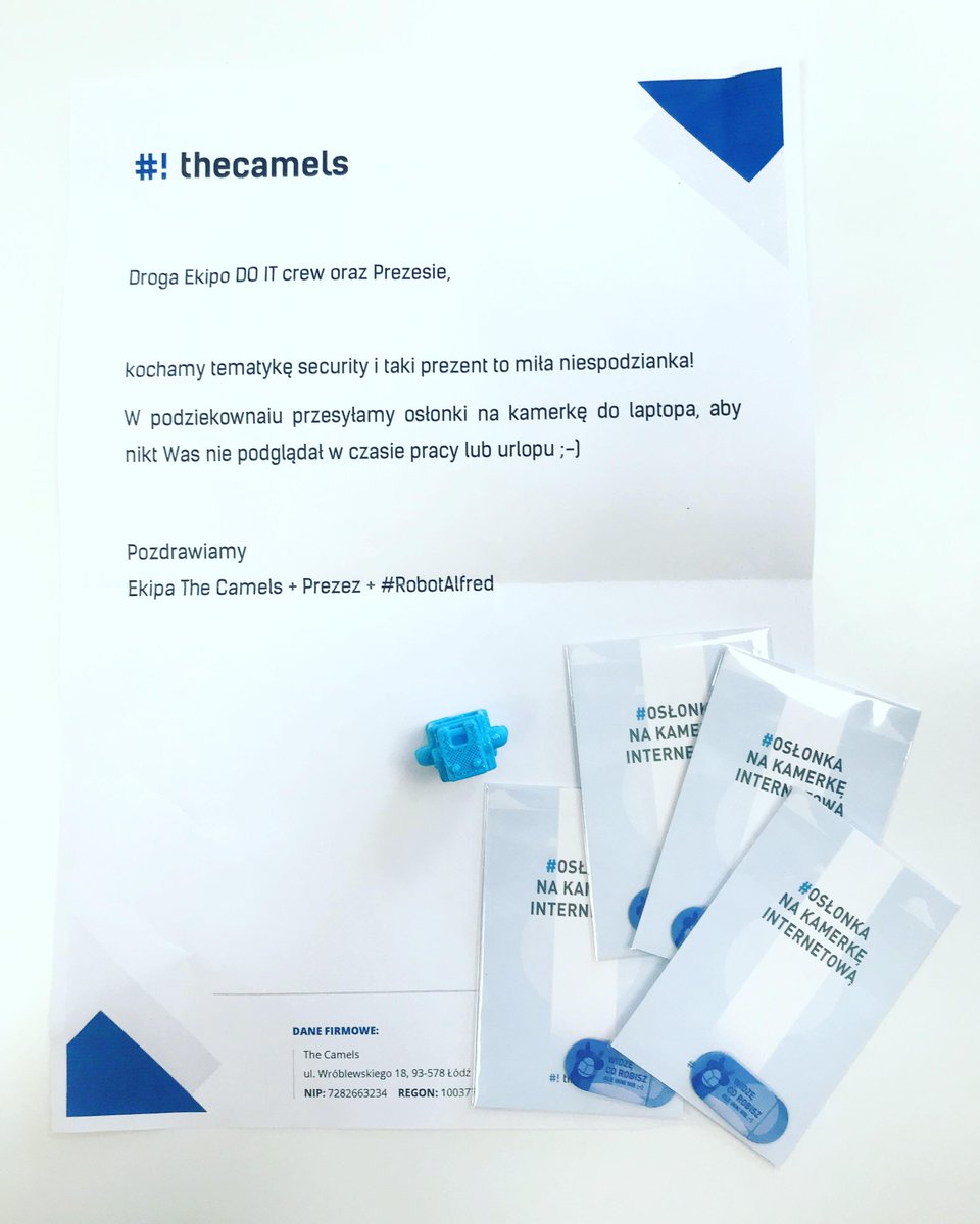 doitcrewpl's tweet photo. My również bardzo dziękujemy @thecamelsorg szczególnie za #RobotAlfred który spocznie na honorowym miejscu 🤠 z osłonkami na kamerki od razu czujemy się bezpieczniej 😉 #bezpieczeństwo #osłonkanakamerkęinternetową https://t.co/wtJiLovlnC