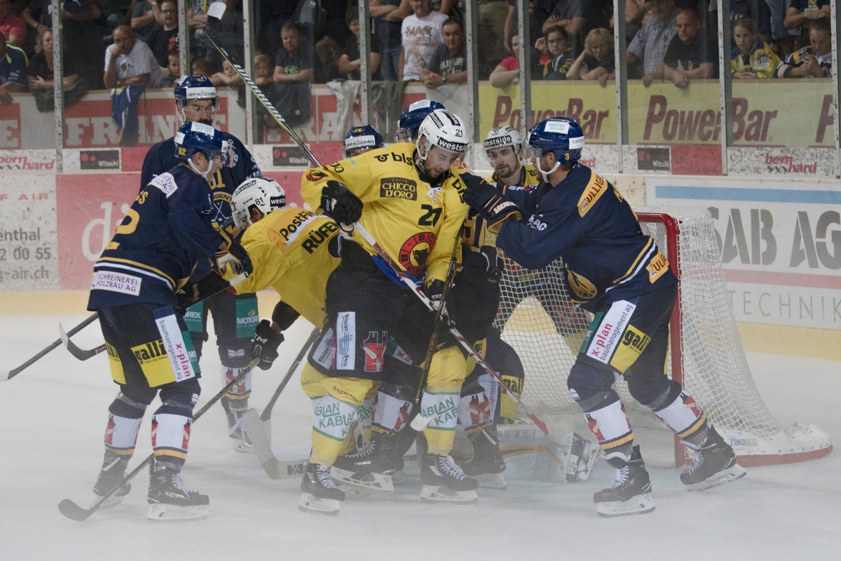 seit1946's tweet photo. Morgen fängt der #BernerCup im Langenthaler #Schoren an. Mit dabei sind der @scbern_news, @HoppLangnou, @ehcbiel sowie der #SCL. Tickets gibt es wie gewohnt via https://t.co/6wvWLxTUQs, spannende Gastro-Angebote für Gruppen findet ihr hier: https://t.co/Zx9pmOEAyj. https://t.co/GBCY2PjUdk