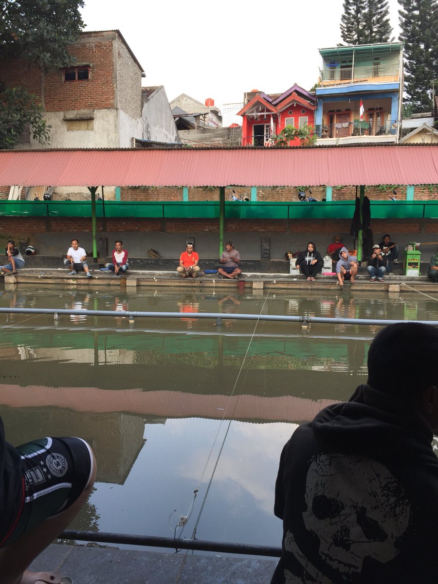 biar ga panik mari piknik