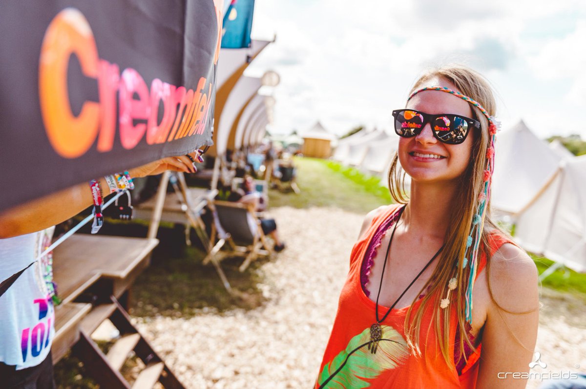 Creamfields's tweet photo. Soon... #CreamfieldsWeek ๐ https://t.co/FuHlWFGWz5 https://t.co/r14FAoQ8x4