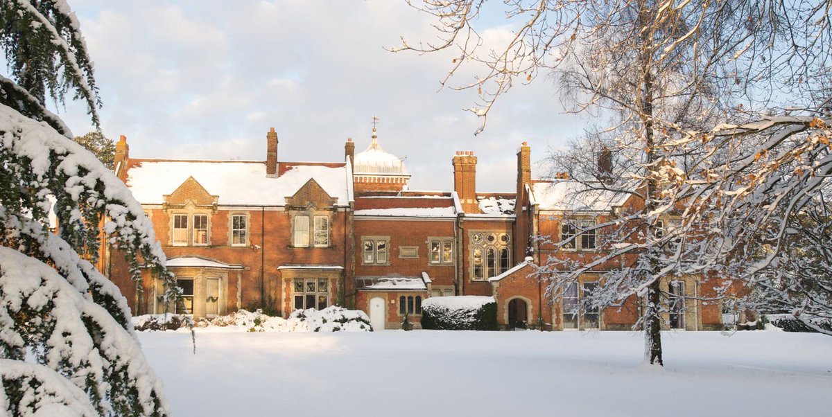 Still looking for somewhere to host your christmas party. Then look no further than Oakwood House. With shared party prices starting from just £32 per person. It will be a night you will not want to miss. Call 01622 620720 to book. #Christmas #Party #Fun #OakwoodHouse