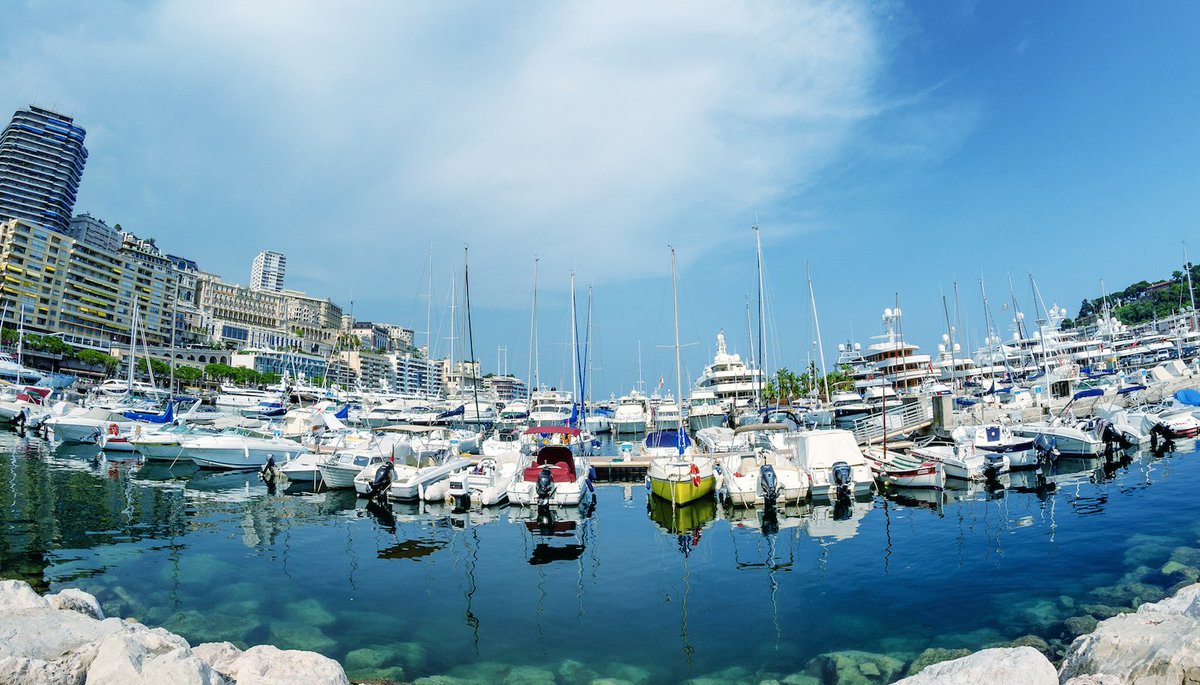 LuxuryLuxisto's tweet image. No need to anchor outside #Monaco if there&apos;s no room at the Port. Explore the surroundings as @LuxuryTravGuide  publishes a great #sailingguide which takes you to #Ventimiglia in #Italy. ow.ly/CDWq30ltn5z