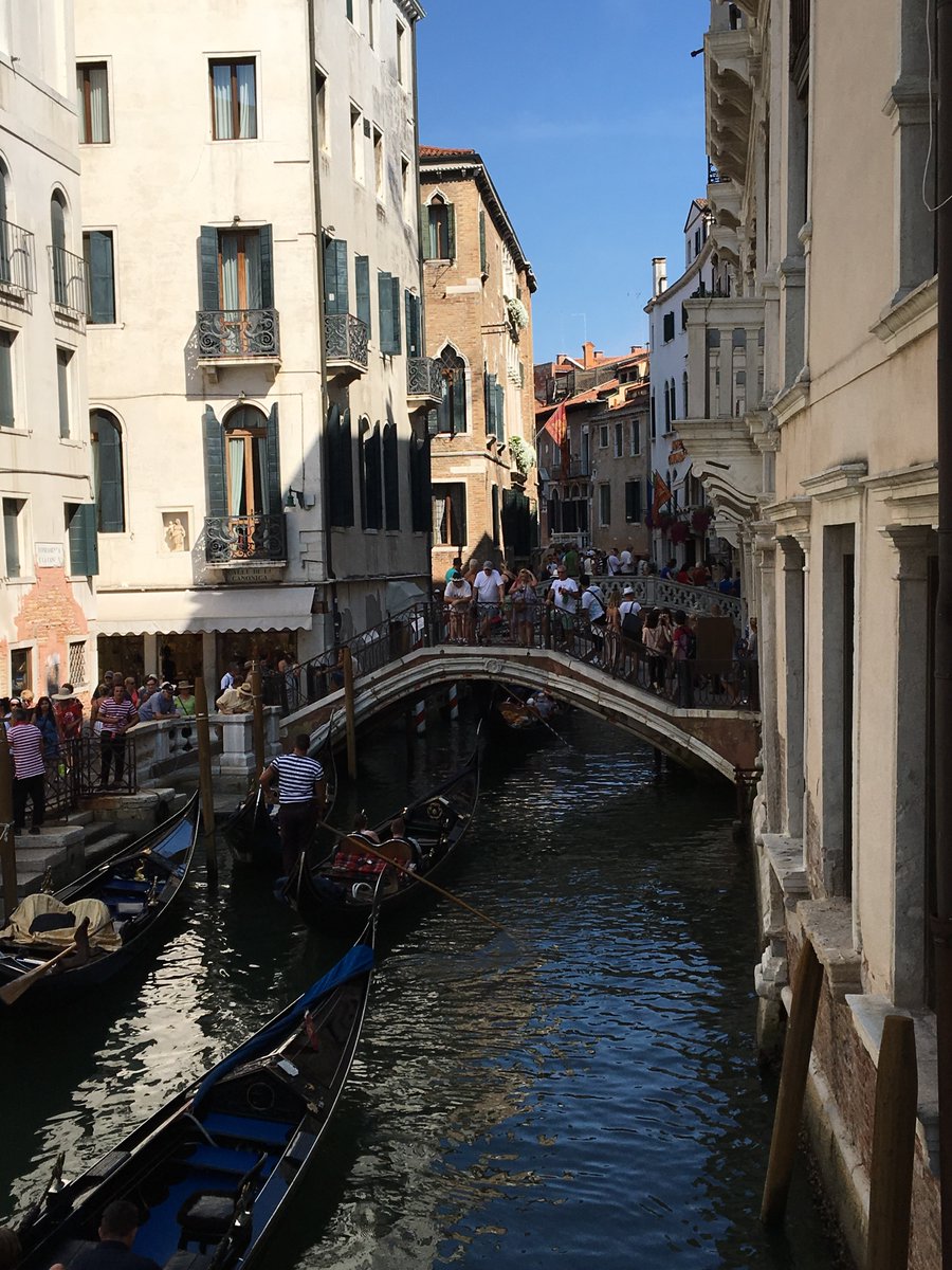 Contrary to what everyone mentioned before joining the wonderful River Countess in Venice.  The city does not smell in August - despite the heat.  So please don’t hesitate to recommend your clients to join our cruise in the summer