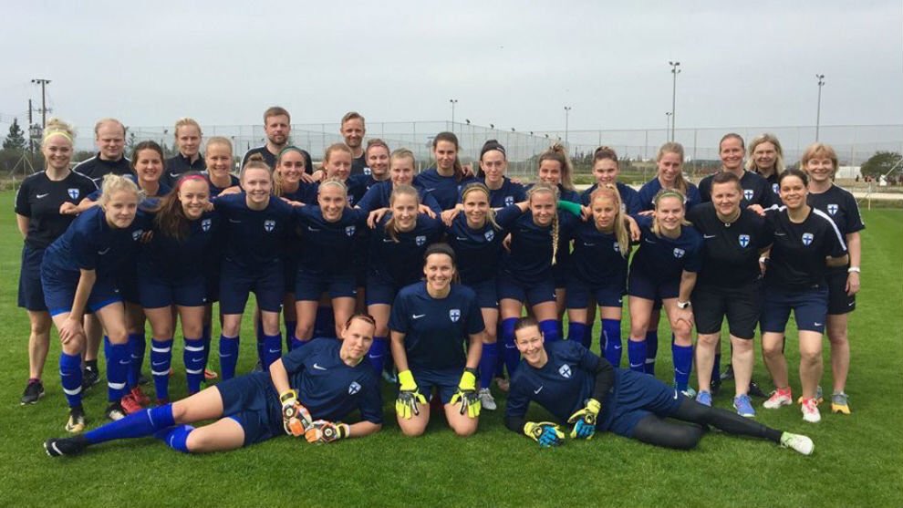 fedriojafutbol's tweet photo. El Martes 📅 4 de Septiembre tienes una cita en Las Gaunas con el mejor fútbol femenino.  Nuestra selección absoluta @SeFutbolFem 🇪🇸 se enfrenta a  Serbia 🇷🇸 @FSSrbije . Menores de 18 gratis (recoger en taquilla) Resto 5€. #FutbolFemenino #VamosEspaña #GolEnLasGaunas https://t.co/mZmWz6oSWa
