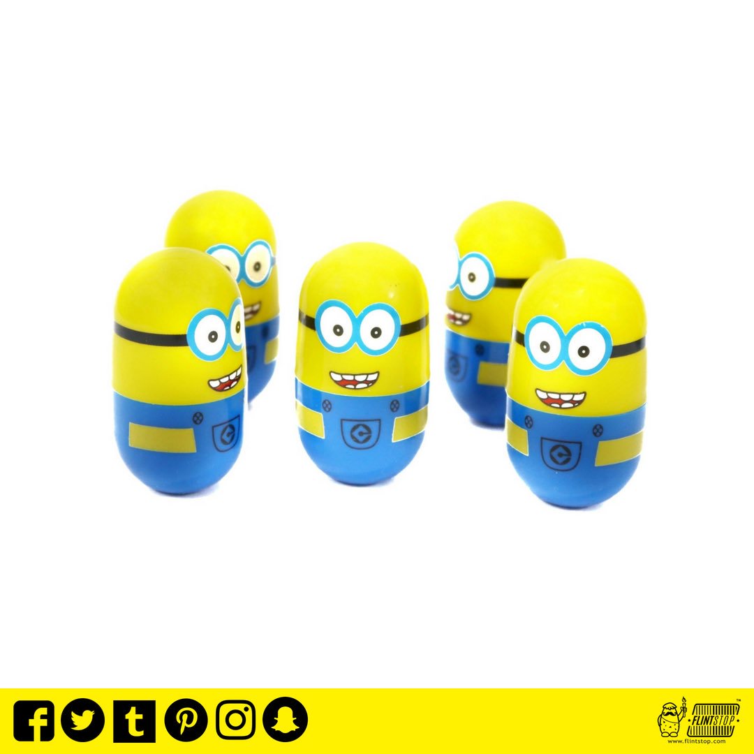 Flintstop's tweet photo. For all the Minion Fans😍 this tiny Minion LED paperweight will keep you company when you’re at work or even at home 😍
It wobbles around your desk but will return to it original position😍😍
#MinionMondays #Flintstop #WeMakeLifeEasy #Minions #likeforlikes #likeforfollow https://t.co/ZBK9JDrrf3