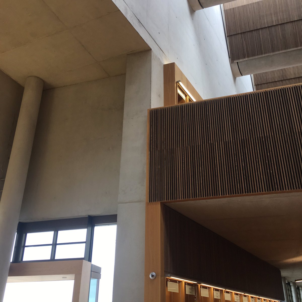 utw_printco's tweet image. Visited the @dlrLexIcon over the weekend, what a stunning space. Rivals any library I&apos;ve been in around the world #library #architectureforpeople