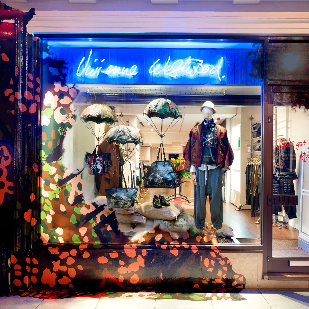 Eigenlijk Cumulatief werkelijk טוויטר \ Vivienne Westwood בטוויטר: "MISSING: The left half of our MAN store  on Conduit St. Have you seen it? #ViviennesArmy #DontGetKilled 📍 Vivienne  Westwood MAN, 18 Conduit Street, London, W1S 2XN.