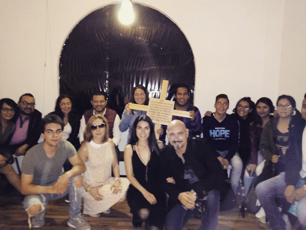 El campeón ha muerto, acompañanos a conocer su vida, su legado y sus secretos.
"Las dos Cruces"
Público del domingo <a href="/TeatroEnCorto/">Teatro En Corto</a>
@carteleradf @guia_del_teatromx <a href="/teatro/">Don Pelayo Príncipe de Asturias</a> <a href="/teatroencdmx/">Teatro en la Ciudad</a> <a href="/noti_teatro/">Noti Teatro</a> <a href="/teatroscdmx/">Teatros Ciudad de México</a> @elteatrodf <a href="/carteleramx/">Cartelera México</a> <a href="/cdmx_oficial/">BautistersCdmxOficial</a> <a href="/cdmxparatodos/">CDMXParaTodos</a> @cdmxarte #CDMX