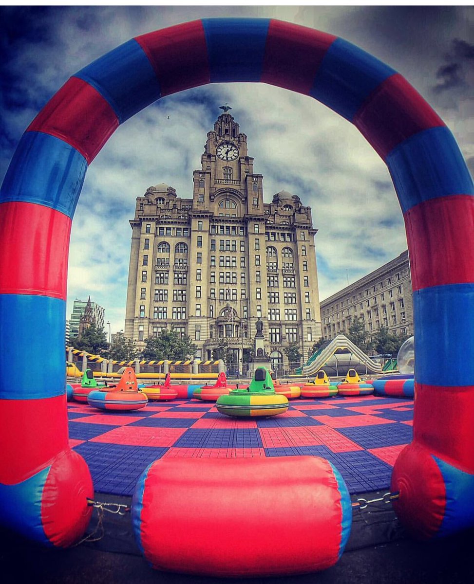 Not long left of summer holidays now!  The Bumper Boats are here until the 9th of September #pierheadvillage #liverpool 🏖🎪

📸 @stukime
