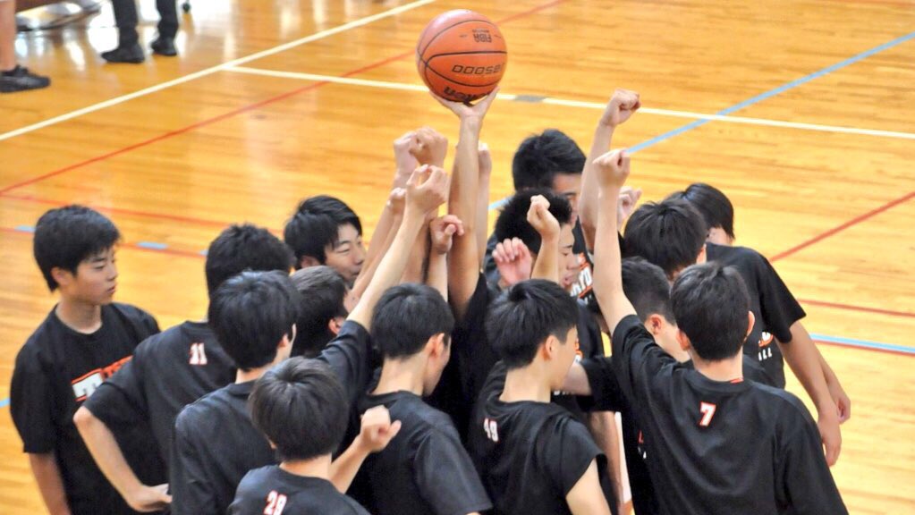 Yu06Shi08's tweet photo. Bブロック突破！！やっとベスト8
またまた激アツな試合をしたわ🔥
逆転シュートかましたりました💪
俺やっぱなんか持ってる？✨
次は山城やリベンジするぞー！！
やっぱりバスケット楽しいわ🏀
少しでも多くユニフォーム着る😊
8/22日桂高校で9時半試合です！
応援来てください！お願いします🙏 https://t.co/q9dvq5yrJ3