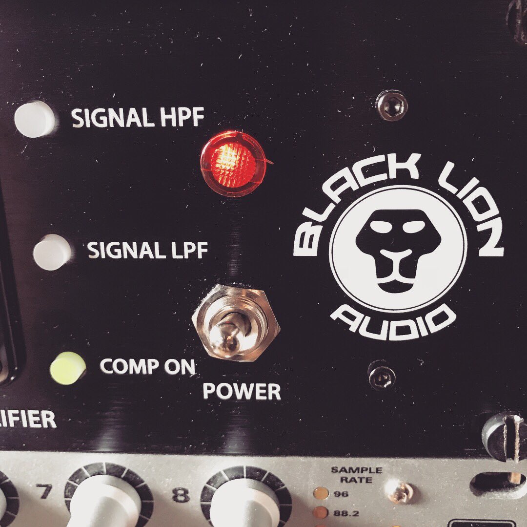 Loving my new @blacklionaudio  #seventeen #17 F.E.T limiting Amplifier 🦁 Big up @kazbarsystems #SoundingSweet