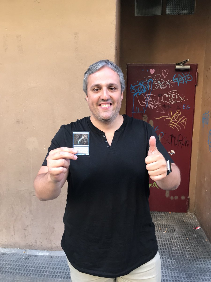 PamplonaModern's tweet photo. Ayer disputamos nuestra liga de Agosto, Sanro con UW se impuso a Payan (KCI) en la final y se llevo este fabuloso Snapcaster! Enhorabuena!! https://t.co/TbBxiEp7r9