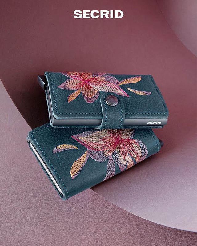 Buchanst's tweet photo. NEW COLLECTION! Stitch Magnolia Petrolia Twinwallet 😍Available online at https://t.co/oyUBrc26M6 or in store. Drop by and see them with your own 👀s - they are lovely! 📷 @secridofficial https://t.co/L2DJuFCgci