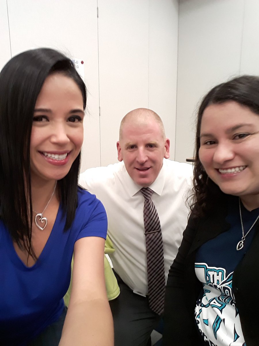 andreacantuect's tweet image. #nisdect What an AWESOME way to start our brand new 2018-2019 School Year!!!!... Great energy... @meeting\training!!!!!!😀😍😝😜
#NISDInspired @NISDTechApps @john_w_moran @AT_Garrett @msortizect