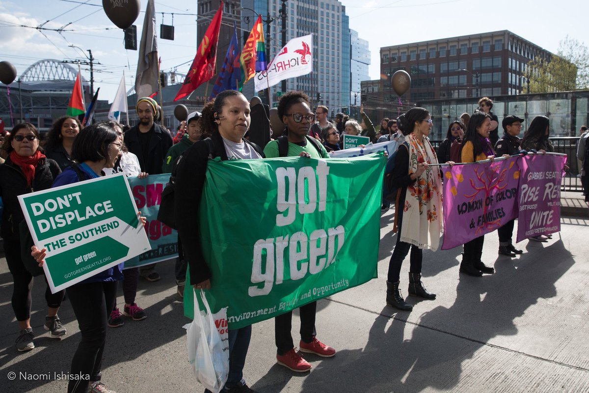 naomiishisaka's tweet photo. Members of Got Green marching at 2018 May Day in Seattle
#mayday #maydayseattle #mayday2018 #maydayseattle2018 #gotgreenseattle @gotgreenseattle #photography #QTPOC #QTPOCphotographer #wocphotographer #seattle #naomiishisaka Image copyright: Naomi Ishisaka https://t.co/IopgJkfkg2