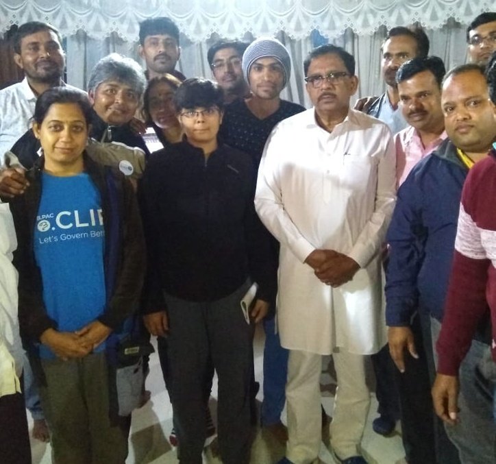 rajahulideepu11's tweet photo. Meet with DyCm @DrParameshwara  ji in EX MLA Hussain ji  with our team Disuessd abt Kodagu flood how people are suffering &amp; wt thy need wt are actions shd be take right away.
We are doing our best in support of #D_C of Kodagu. @KavithaReddy16
#KodaguFloods https://t.co/ERbgStkG0J