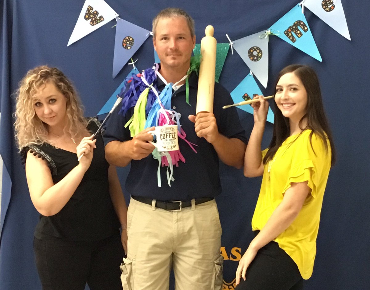 AmandaBrimer's tweet photo. #PRBack2School #RamPride #RamFam @USD449 https://t.co/leb6qfKCXx