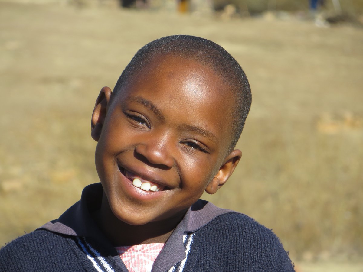HelpLesotho's tweet image. An educated girl will stay healthy, save money, build a business, empower her community and lift her country. #changeherlife #lesotho #educateher