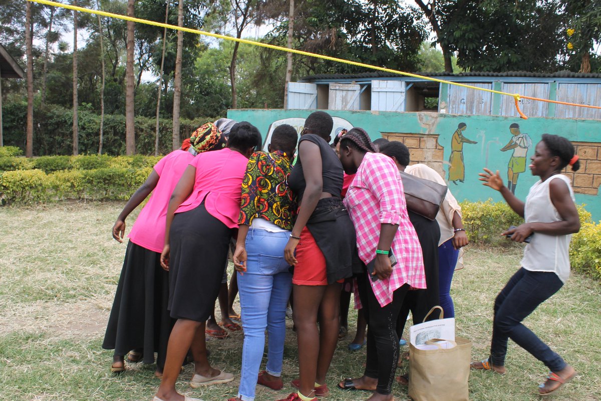helladhis16's tweet photo. Migosi Family Hope Society

Training on Menstrual Hygiene Management. 
#SAFESPACEFORGIRLS #WESHALLNOTRELENT
#BEAKOMIGOSIFAMILYHOPESOCIETY
#YWCA @JaramogiOchoro @leonard_otieno @AnyangNyongo @OfficialJMbugua @ywli_info https://t.co/ZvrPDPY22Y