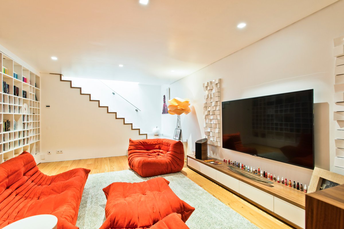 Our partners from Life Emotions recently won a CEDIA award with this cosy mediaroom in a Portuguese mansion, perfectly equipped for both relaxing &amp; entertainment! 👌#basalte #mediaroom #cediaawards